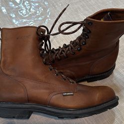 Work Boots Men’s Wolverine Size 13 D Oil, Resistant Souls