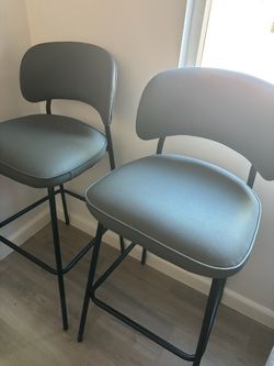 Set of 2 Gray Faux Leather Bar Stools