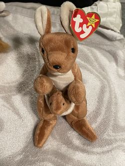 Ty Beanie Babies “Pouch” The Kangaroo 