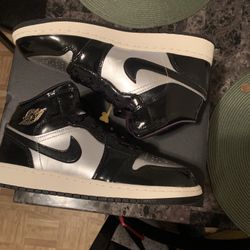 Jordan 1 Mid  Size 7Y