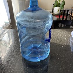 5 Gallon Water Bottles BPA Free/Handle 