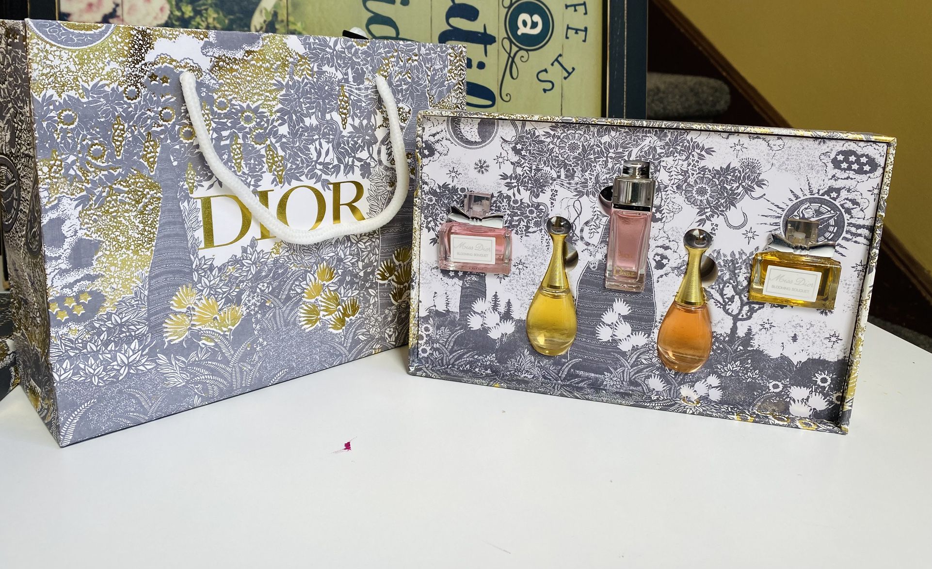 Dior Mini Set Of 5 Perfumes, 5ml Each Bottle