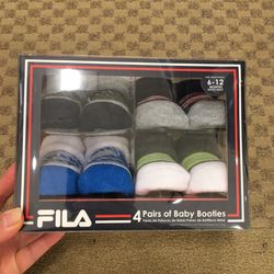 NWT Fila Baby Booties 4 Pairs size 6-12m