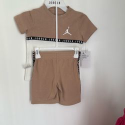 Boys Size4 Brand new 