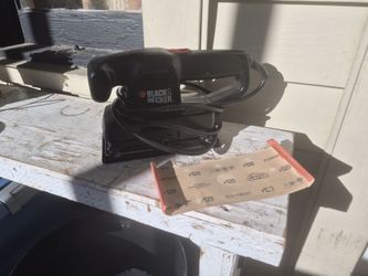 Black and Decker double-insulated sander