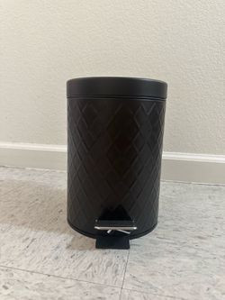 Move Out Sale Mini Garbage Can
