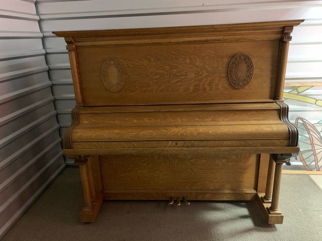 Antique Piano