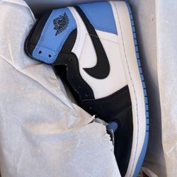 Jordan 1 Unc