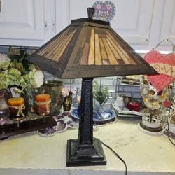 TIFFANY LIKE LAMP. 2 FT HI