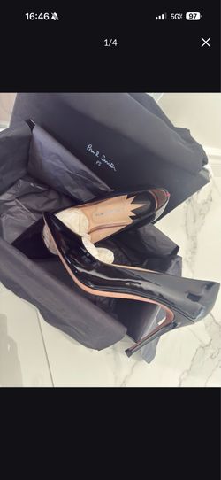 Authentic  NEW Paul Smith Patent Calf Heels Size 39