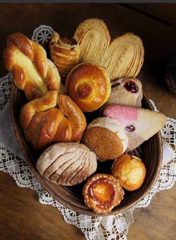Se busca panadero para. Panadería