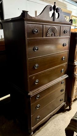Chippendale Mahogany Highboy Dresser
