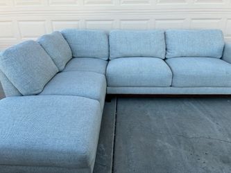 Sectional Couch-Free Delivery