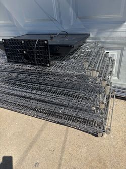 3. Racks 75. Cada Una