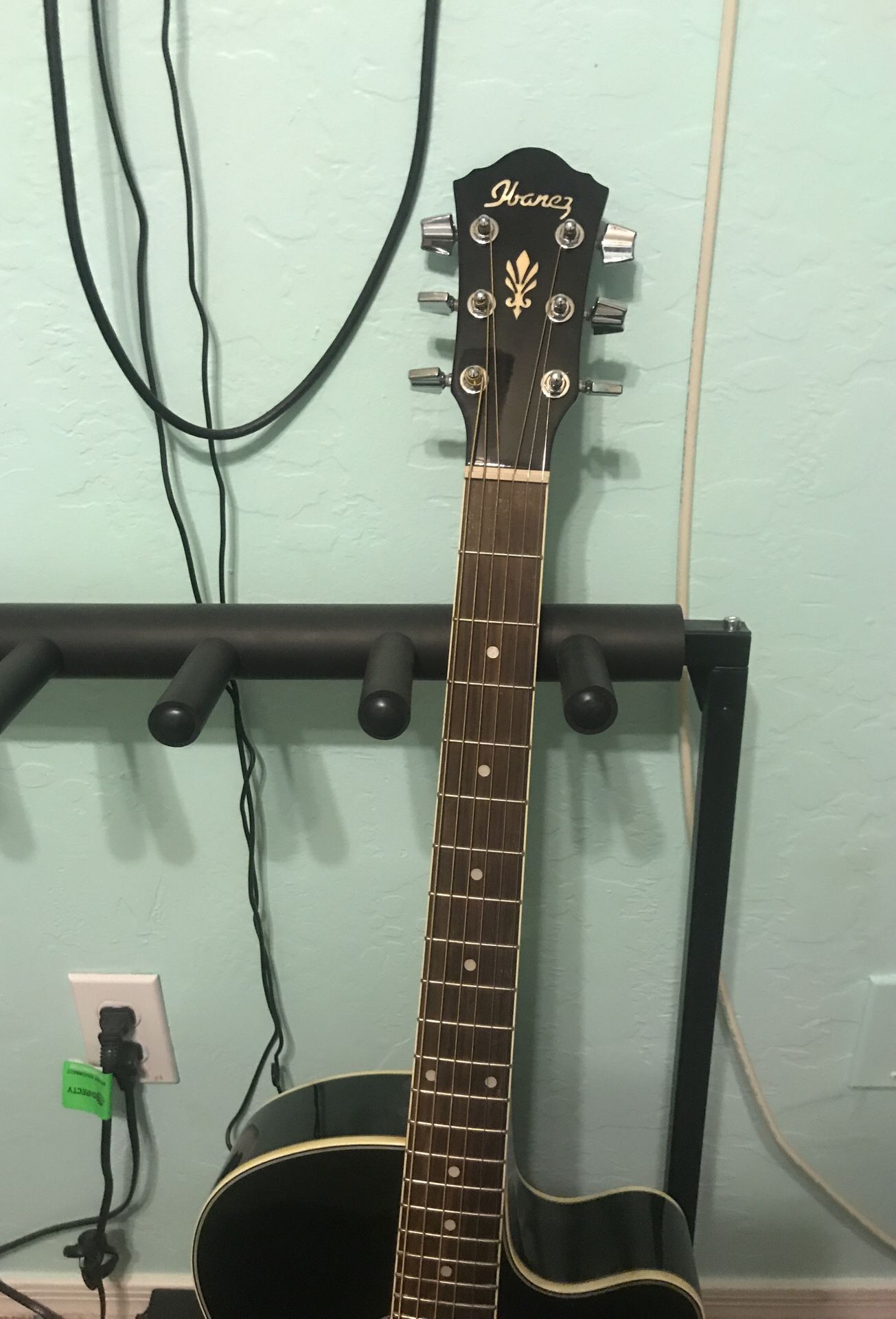 Guitar-Ibanez acoustic in great condition, just needs a clean up