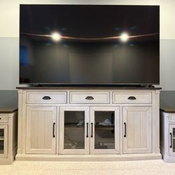 Costco Console Table And 2 End Tables 