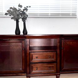 Entertainment Center/Dresser - Costco Console