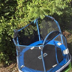 Trampoline 