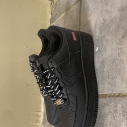 Supreme Black Air Force 1 Size 7 Men