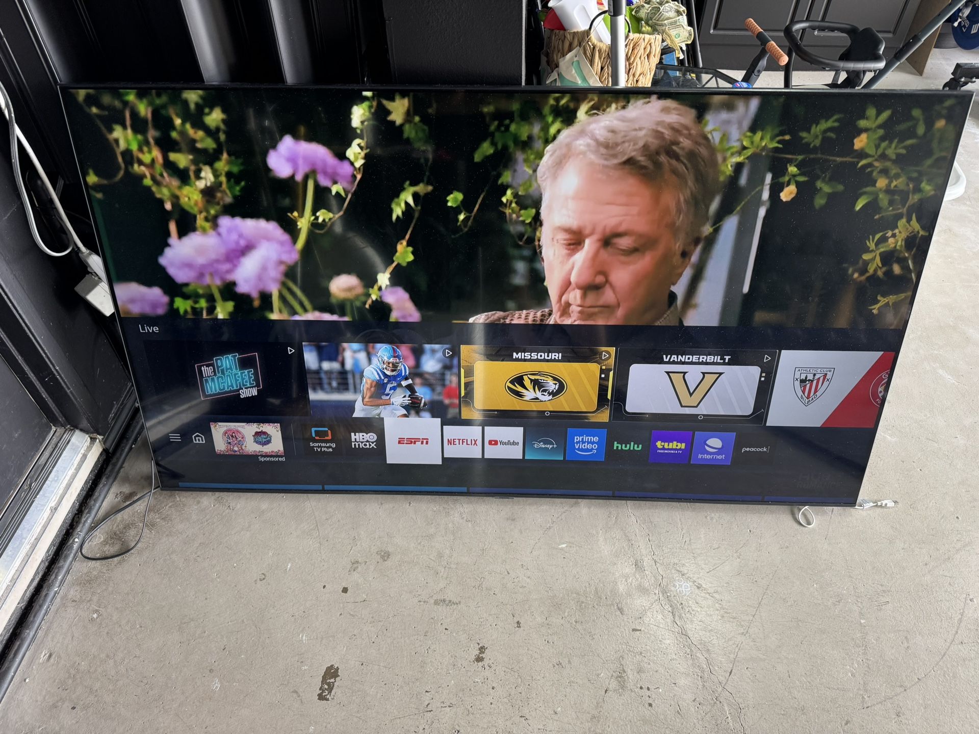 Samsung Smart TV 70 Inch 