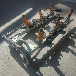 Fuel Injector rails Infiniti G37