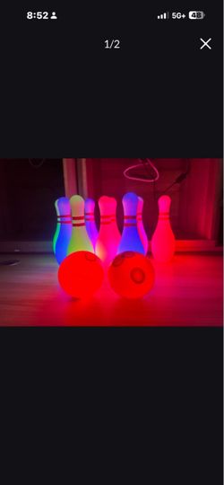 Kids Light up Bowling Ball Toys Set,Bowling Pins Toy Game with 10 Pins & 2 Balls Fun Sports Games