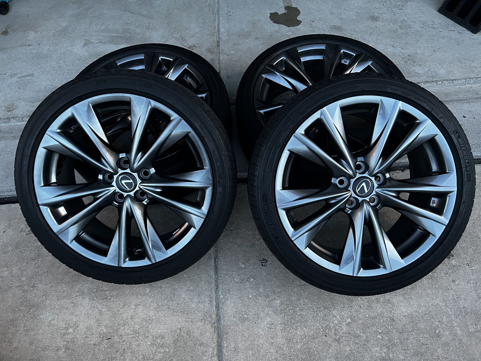 19” Lexus Wheels & Tires