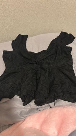 Black crop top
