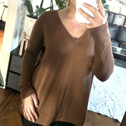 XS Banana Republic Luxespun Brown Longsleeve
