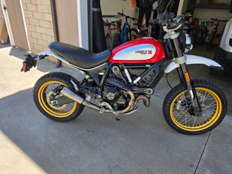 2017 Ducati Desert sled