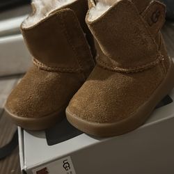 Baby Ugg