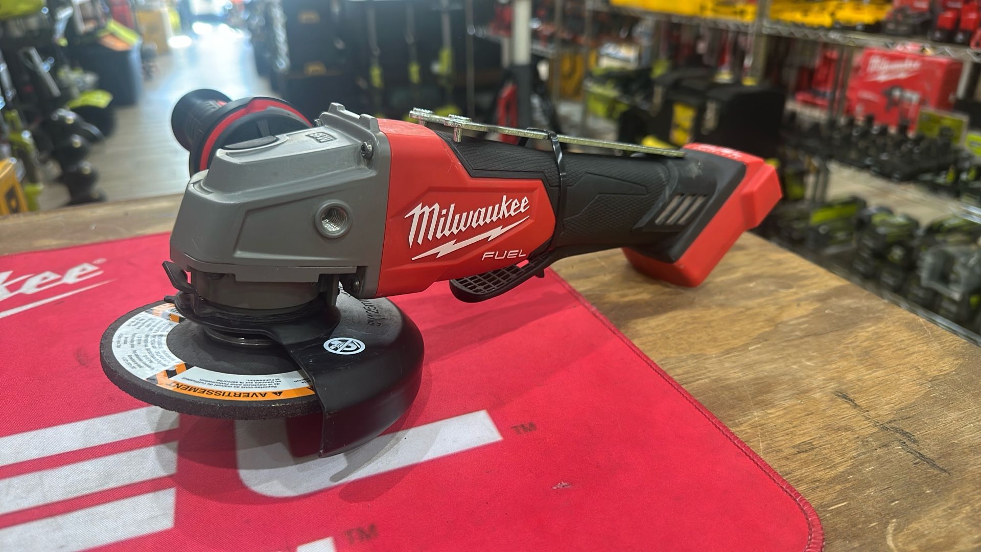 Milwaukee M18 FUEL 18V Lithium-Ion Brushless Cordless 4-1/2 in./5 in. Grinder w/Paddle Switch (Tool-Only)