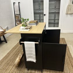Like New Black ad natural Wood Kitchen Island