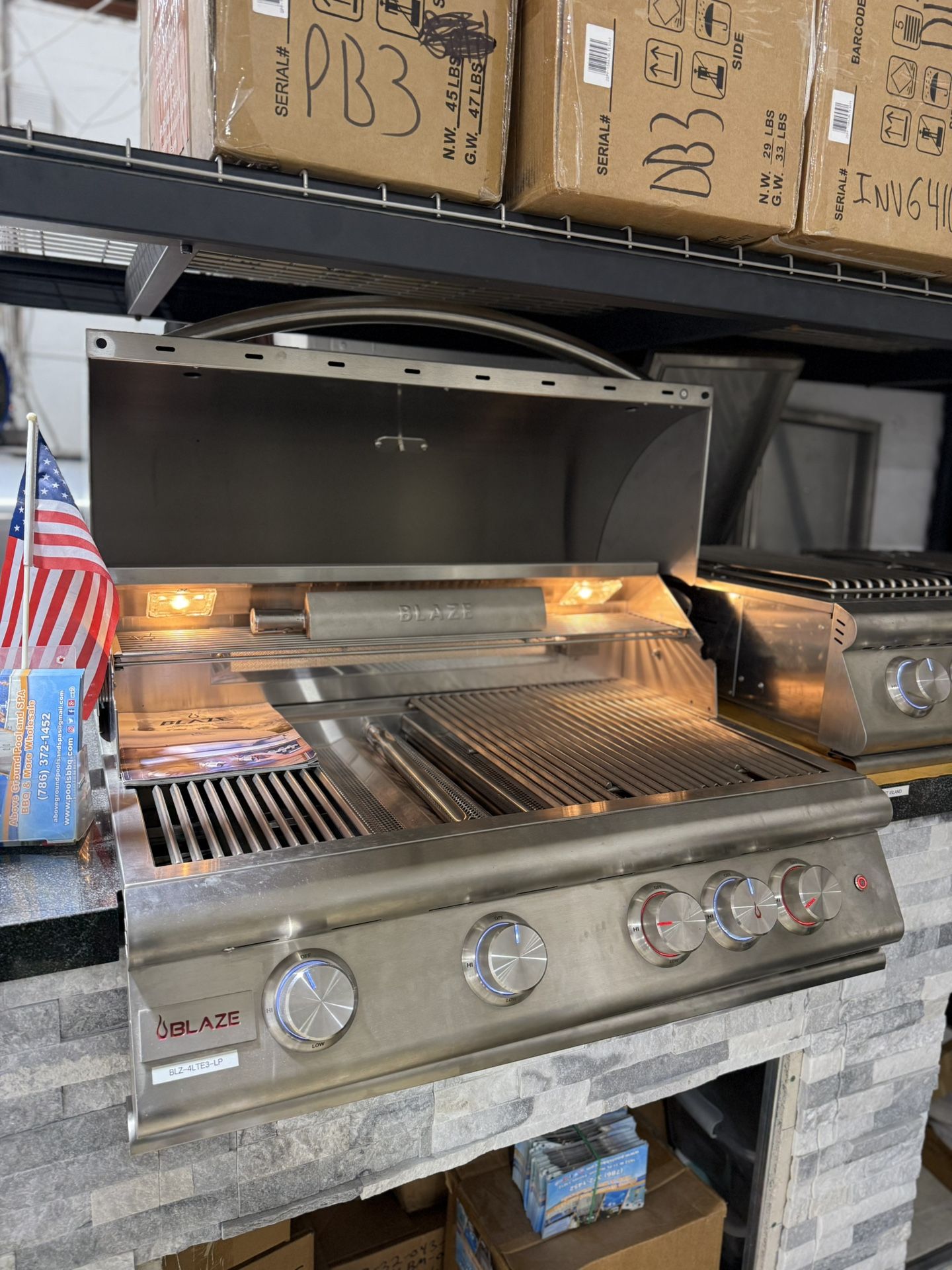 Bbq Grills / Equipment