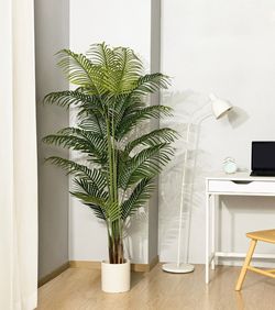 Faux Palm tree soo beautiful realistic looks