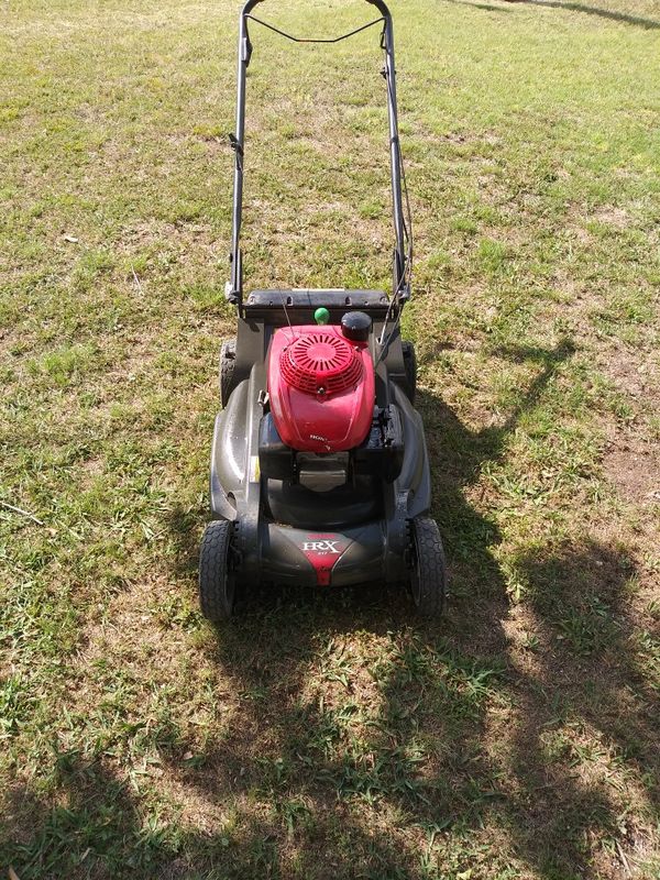Honda hrx 217 lawn mower self propelled for Sale in Harker Heights, TX