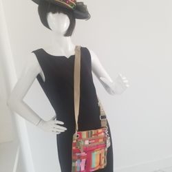 $20.00 - Crossbody Purse, Tyler Rodan Brand/5 Compartments/Like New!