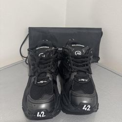 Balenciaga Runner 
