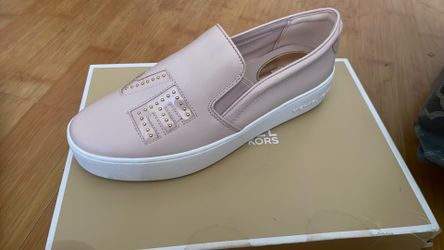 New Michael kors pink love