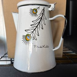 FRIDA KHALO KETTLE