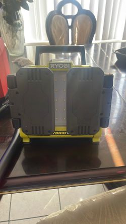 Ryobi 18 V High Power Light