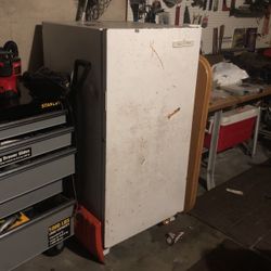 Commercial Chest Freezer