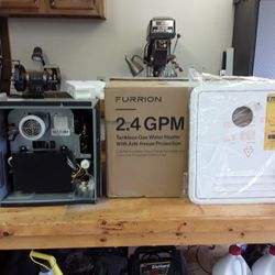 New Furrion On Demand Water heater w/16"×16" Door 