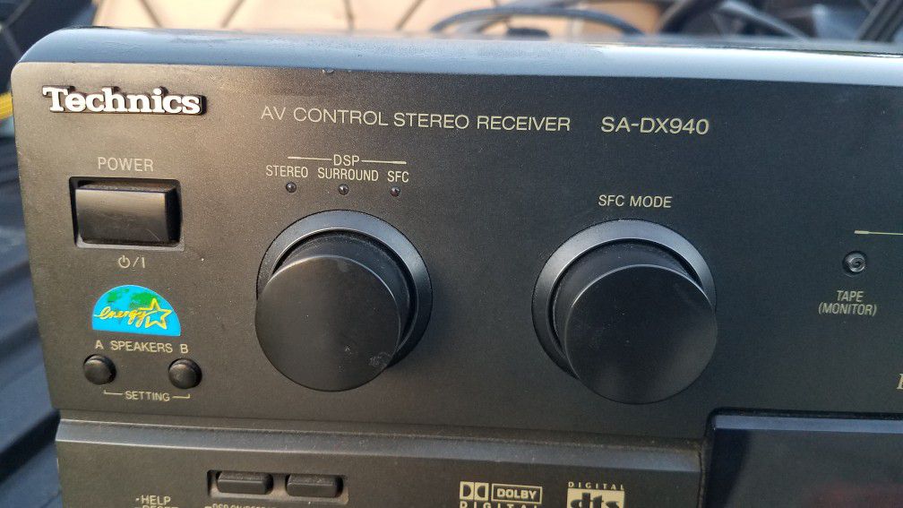 Technics SA-DX940 A/V receiver with Dolby Digital and DTS at