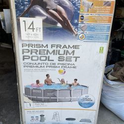 Premium Pool Set 14 Foot