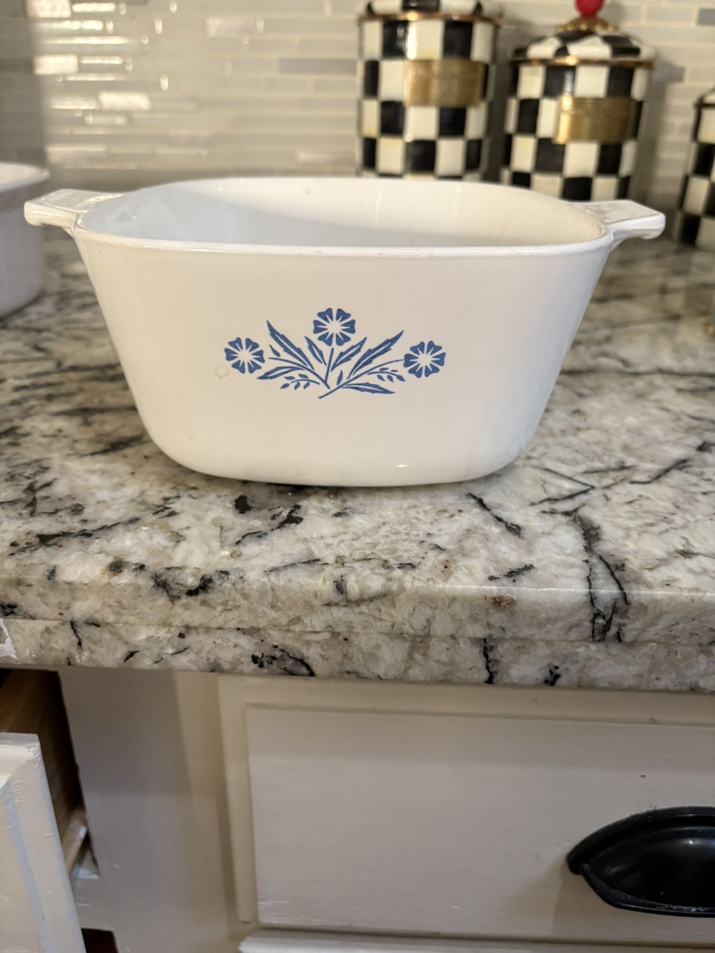 Corning Ware Blue Cornflower Pattern With Lid