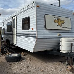 1993 Camp Trailer 28 Foot