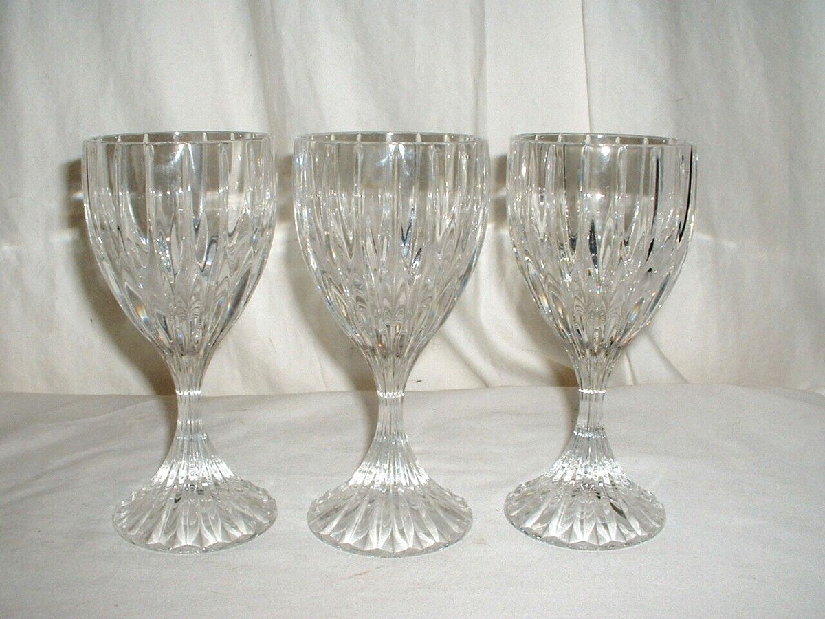 Vintage Mikasa “Park Lane” Crystal Wine Goblets ✨
