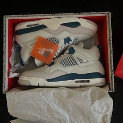 Military Blue Jordan 4 Brand New