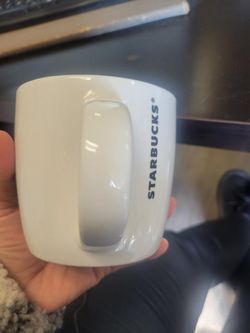 New 9 14oz Starbucks Mugs For 35.00